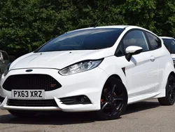 White Used 2013 Ford Fiesta ST Hatchback | £4,995 (Fair price)