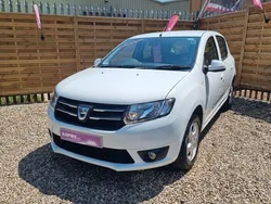 White Used 2014 Dacia Sandero Lauréate Hatchback | £3,495 (Good price)