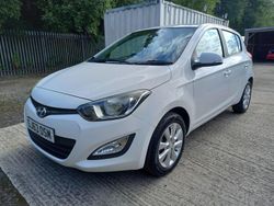 White Used 2013 Hyundai i20 Active Hatchback | £4,995 (A bit pricey)