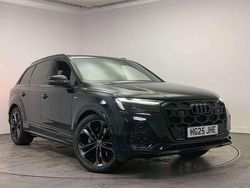 Black Used 2025 Audi Q7 Black Edition SUV | £62,600 (Expensive)