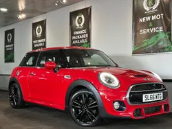 Red Used 2016 Mini Cooper S Hatch Hatchback | £8,990 (A bit pricey)