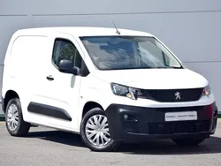 White Used 2020 Peugeot Partner MPV | £7,950 (Super price)