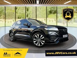 Black Used 2018 VW Touareg R-line SUV | £27,975 (Expensive)