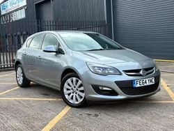 Silver Used 2014 Vauxhall Astra Hatchback | £2,495 (Fair price)