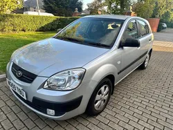 Silver Used 2009 Kia Rio 2 Hatchback | £990 (Good price)