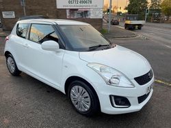 White Used 2016 Suzuki Swift Hatchback | £5,495 (Fair price)