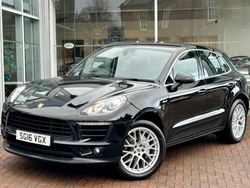 Black Used 2016 Porsche Macan SUV | £25,500 (Good price)
