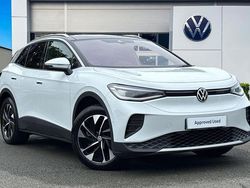 White Used 2025 VW ID.4 Pro SUV | £25,990 (Good price)