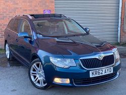Blue Used 2013 Skoda Superb Elegance Estate | £5,795 (Good price)