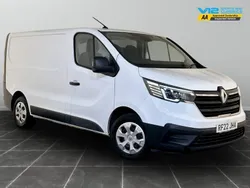 White Used 2022 Renault Trafic Business Van | £11,995 (Good price)