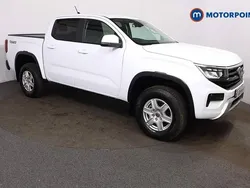 White Used 2024 VW Amarok Life Pickup | £29,499 (Super price)