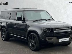 Grey Used 2024 Land Rover Defender HSE Dynamic SUV | £70,338