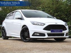 White Used 2017 Ford Focus ST Hatchback | £16,489 (Fair price)