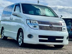 White Used 2009 Nissan Elgrand MPV | £10,499 (Fair price)