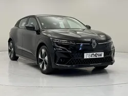 Metallic diamond black New 2024 Renault Mégane Hatchback | £20,450