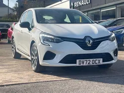 White Used 2022 Renault Clio V Evolution Hatchback | £12,856 (Good price)