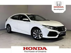 Platinum white Used 2019 Honda Civic SE Hatchback | £11,757 (Good price)