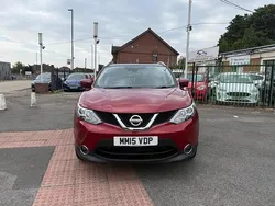 Red Used 2015 Nissan Qashqai N-TEC SUV | £8,290 (Good price)