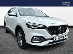 White Used 2022 MG HS Exclusive SUV | £13,495 (Fair price)