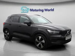 Black Used 2022 Volvo XC40 R-Design SUV | £19,500 (Fair price)