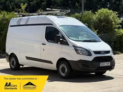 White Used 2017 Ford Transit Custom | £7,990 (Fair price)