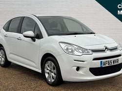 White Used 2015 Citroën C3 PureTech Hatchback | £4,049 (Fair price)