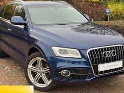Blue Used 2015 Audi Q5 S-line plus SUV | £13,400 (Fair price)