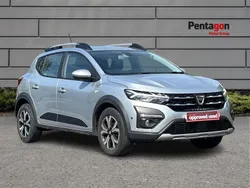 Metallic highland grey Used 2022 Dacia Sandero Prestige Hatchback | £10,994 (Fair price)