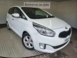 White Used 2015 Kia Carens 2 MPV | £4,500 (Fair price)