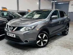 Grey Used 2017 Nissan Qashqai N-Connecta SUV | £7,990 (Good price)
