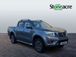 Grey Used 2019 Nissan Navara Tekna Pickup | £13,495 (Fair price)