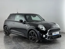 Black Used 2019 Mini Cooper Hatch Hatchback | £12,850 (Fair price)