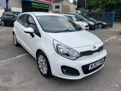 White Used 2013 Kia Rio 2 Hatchback | £2,495 (Fair price)