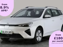 White Used 2022 MG MG5 EV SE Estate | £13,754 (Fair price)