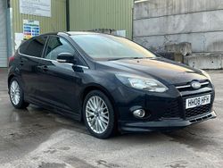 Black Used 2012 Ford Focus Zetec Hatchback | £3,000 (Super price)