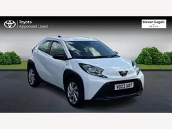 White Used 2023 Toyota Aygo PURE Hatchback | £14,713 (Fair price)