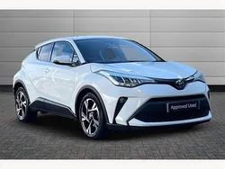 Pure white Used 2023 Toyota C-HR Design SUV | £20,995 (Fair price)