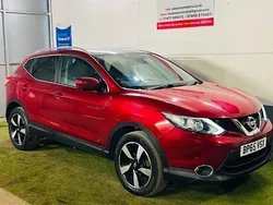 Red Used 2016 Nissan Qashqai N-TEC SUV | £10,450 (Good price)