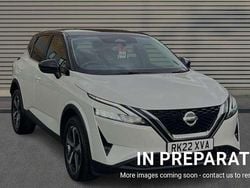 White Used 2022 Nissan Qashqai N-Connecta SUV | £16,879 (Good price)