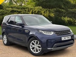 Used 2017 Land Rover Discovery 5 SE SUV | £18,995 (Good price)