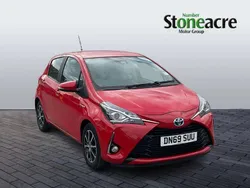 Red Used 2019 Toyota Yaris Hybrid Hatchback | £11,995 (Good price)