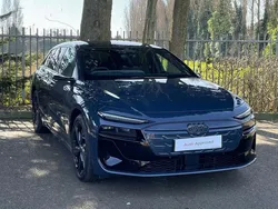 Blue Used 2025 Audi e-tron Performance SUV | £73,990