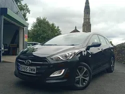 Black Used 2015 Hyundai i30 SE Estate | £2,999 (Fair price)