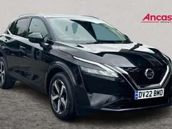 Pearl black Used 2022 Nissan Qashqai N-Connecta SUV | £19,975 (Fair price)