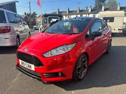 Red Used 2015 Ford Fiesta Zetec Hatchback | £3,995 (Fair price)