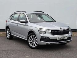 Brilliant silver metallic Used 2025 Skoda Kamiq SE SUV | £19,250 (Fair price)