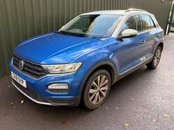 Blue Used 2018 VW T-Roc Design SUV | £10,695 (Fair price)