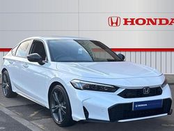 White New 2025 Honda Civic Hybrid Hatchback | £30,732 (Fair price)