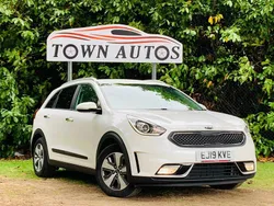 White Used 2019 Kia Niro 2 SUV | £11,790 (Fair price)
