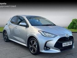 Silver Used 2025 Toyota Yaris Hybrid Design | £20,984 (Fair price)